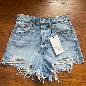 ZARA HIGH RISE SPLIT SHORTS